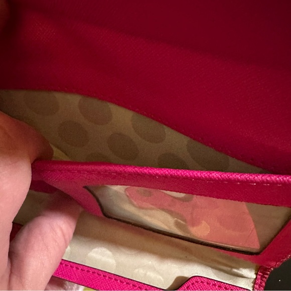 Kate Spade Vibrant Pink Wallet - Picture 9 of 15
